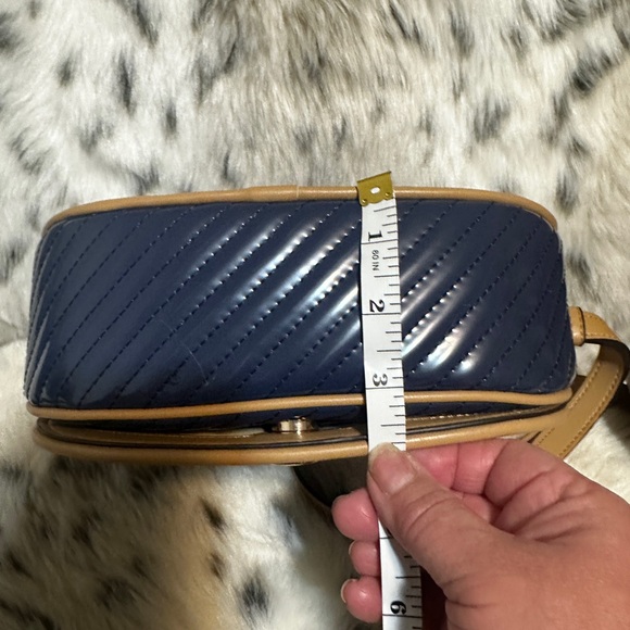NWT Giani Bernini  Navy and Tan Crossbody Bag - Picture 3 of 8